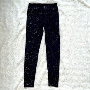 Constellation stars leggings in black size medium